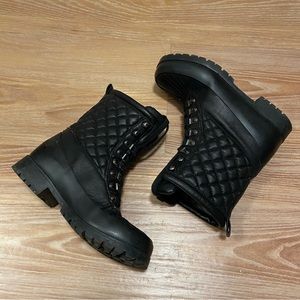 Steve Madden lace up snow boots - waterproof